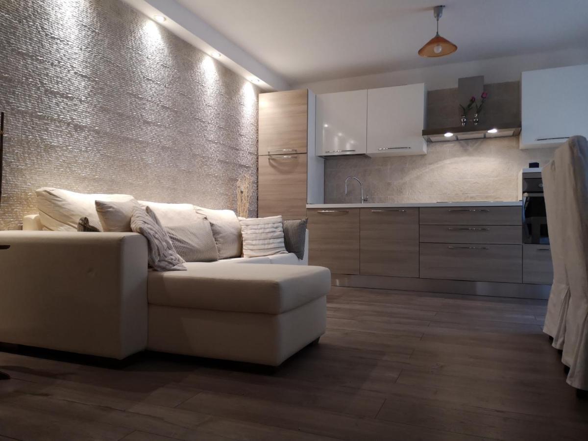 Casa Con Giardino Βίλα Όλμπια Εξωτερικό φωτογραφία