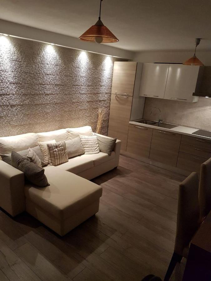 Casa Con Giardino Βίλα Όλμπια Εξωτερικό φωτογραφία