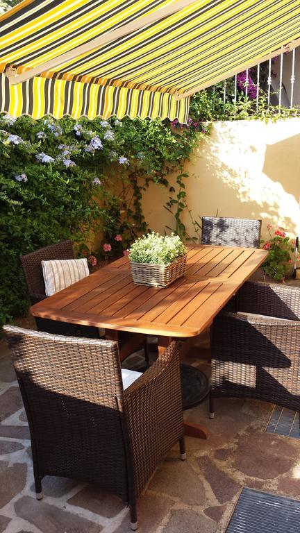Casa Con Giardino Βίλα Όλμπια Δωμάτιο φωτογραφία